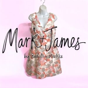 Chic Sleeveless Floral Dress